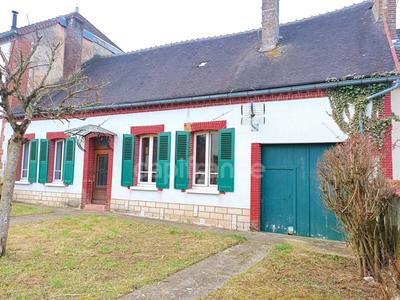 Maison - 80 m² - 3 pièces