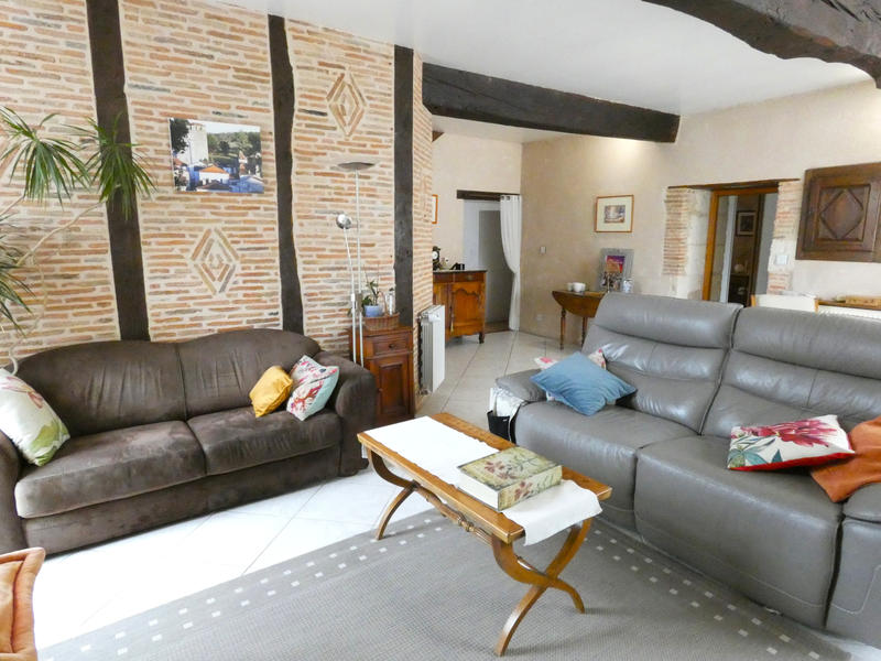 Maison - 170 m² - 6 pièces