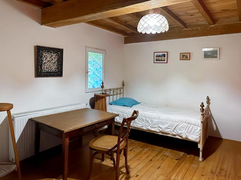 Maison - 221 m² - 6 pièces