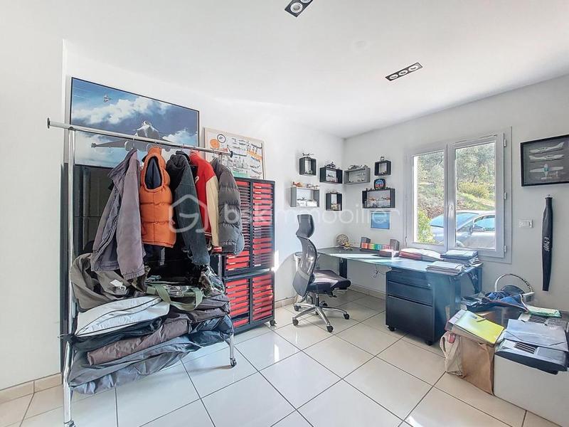 Villa - 230 m² - 8 pièces