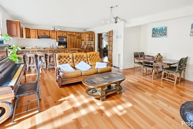 Pavillon - 112 m² - 5 pièces