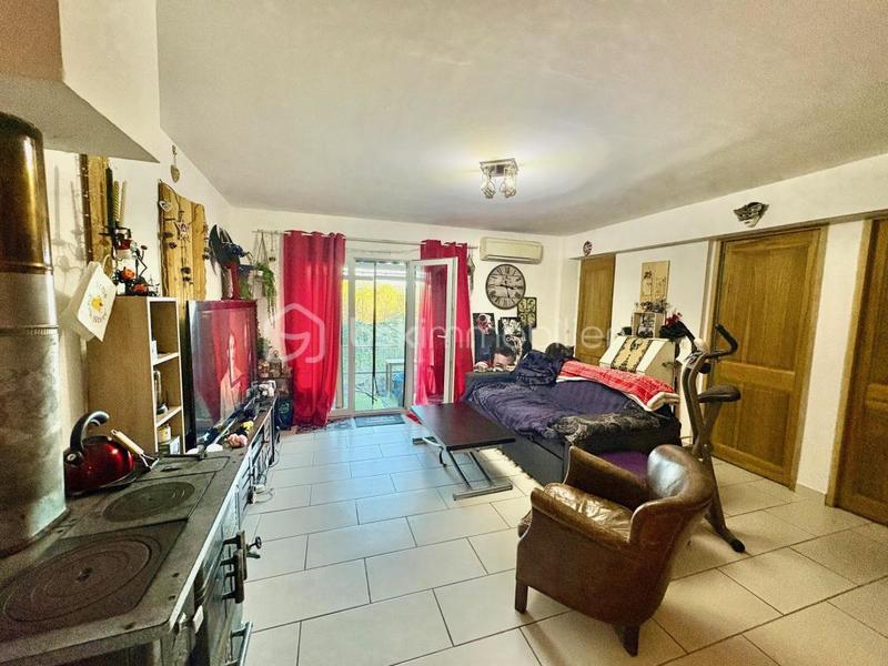 Appartement - 65 m² - 4 pièces