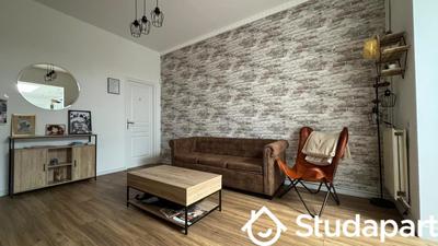 Chambre - 11 m² - 1 pièce