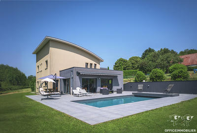 Maison - 160 m² - 5 pièces