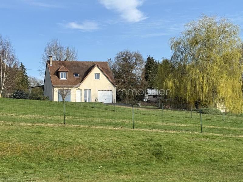 Maison - 104 m² - 4 pièces