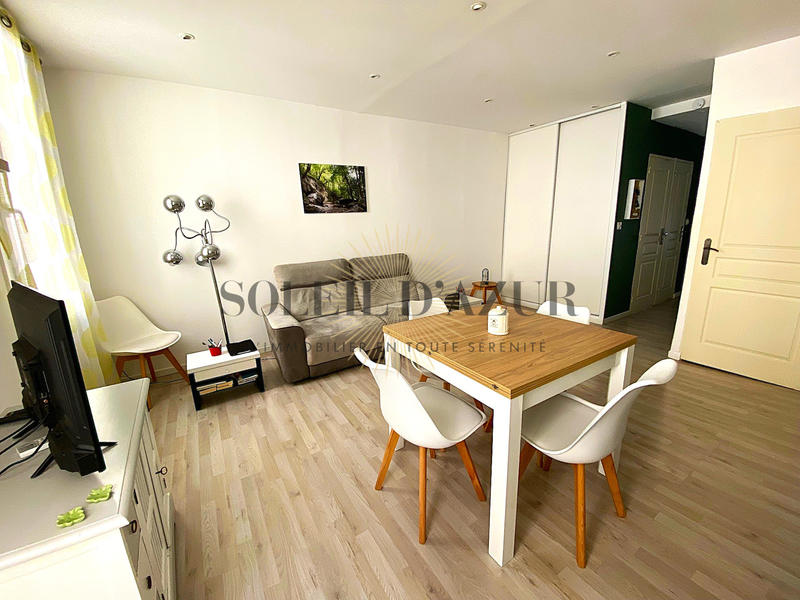 Appartement - 43 m² - 3 pièces