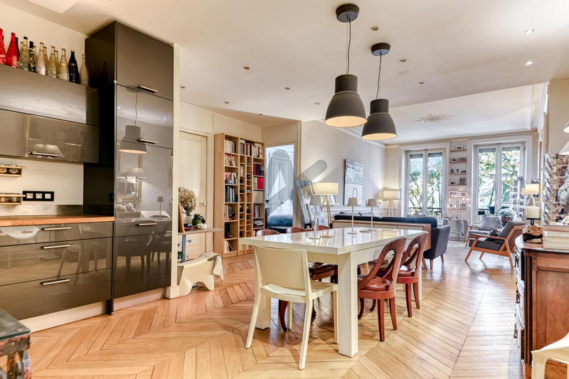 Appartement - 111 m² - 3 pièces