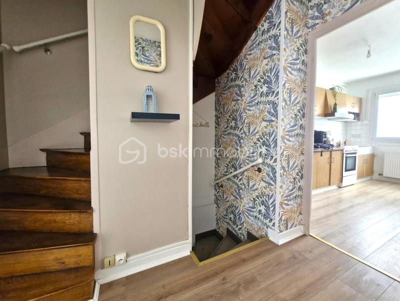 Maison - 80 m² - 5 pièces