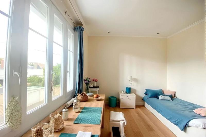 Demeure - 234 m² - 10 pièces