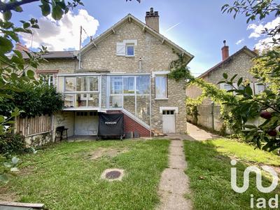 Maison - 102 m² - 6 pièces