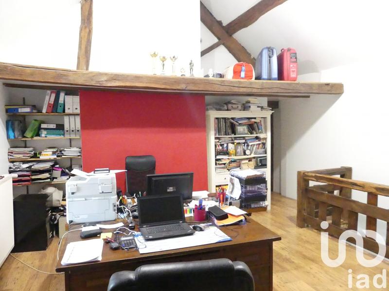 Maison - 230 m² - 6 pièces