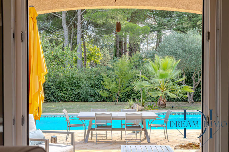 Maison - 142 m² - 5 pièces