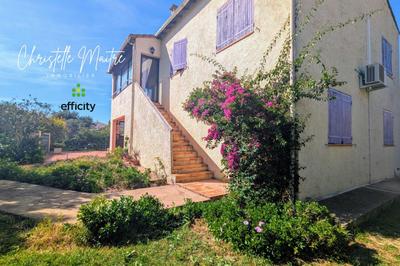 Maison - 174 m² - 6 pièces