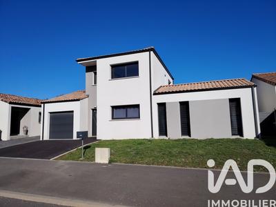 Maison - 145 m² - 5 pièces