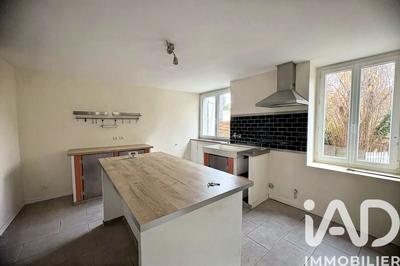 Maison de village - 74 m² - 4 pièces