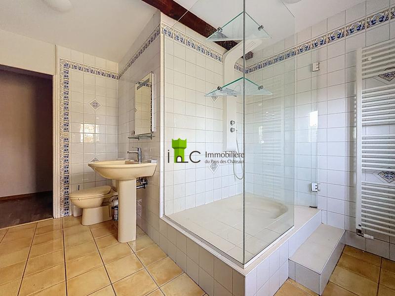 Maison - 175 m² - 6 pièces