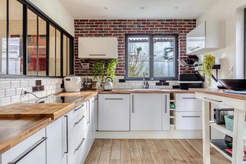 Maison - 110 m² - 5 pièces