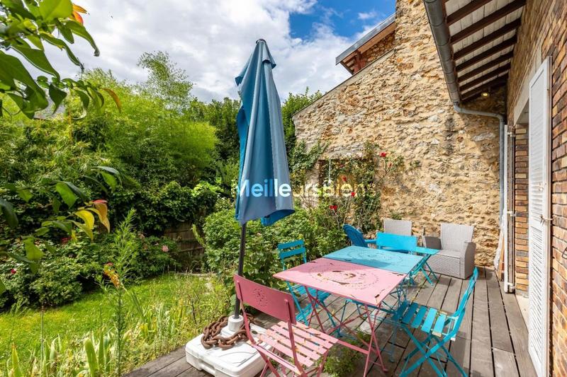 Maison - 190 m² - 8 pièces