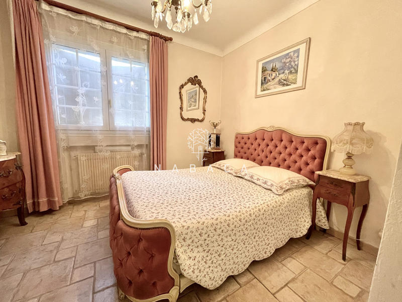 Maison - 188 m² - 9 pièces