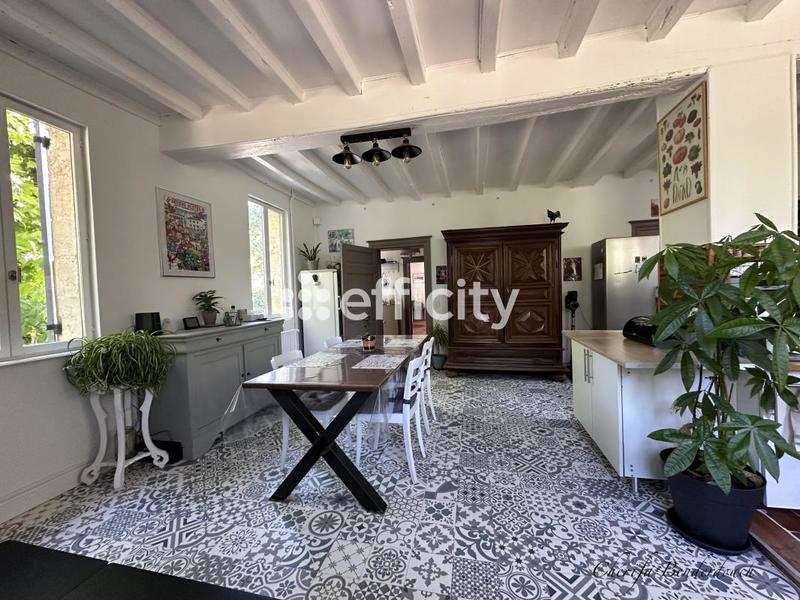 Maison bourgeoise - 180 m² - 6 pièces