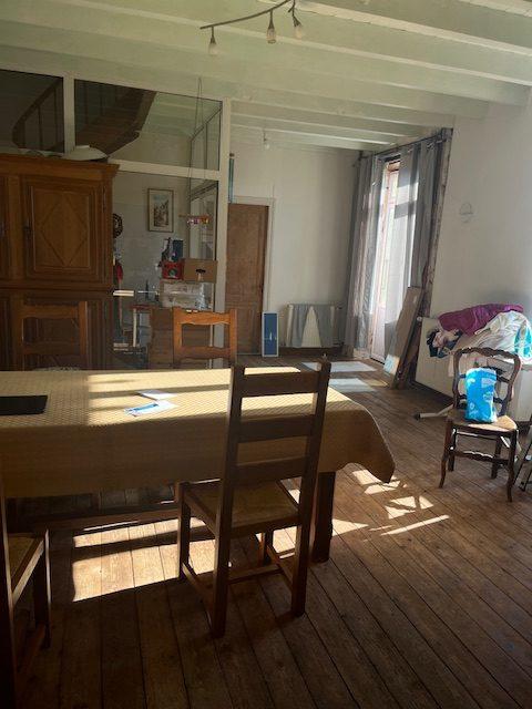 Maison - 215 m² - 7 pièces