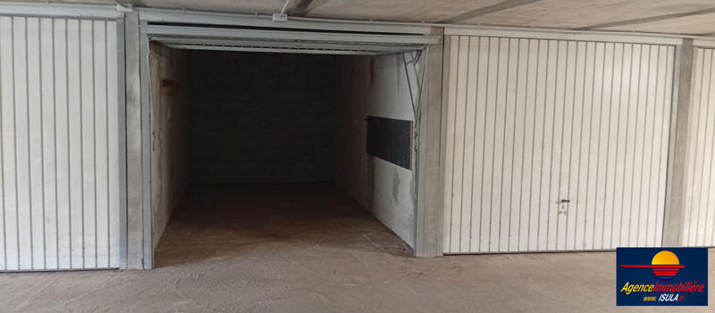 Parking / Garage - 13 m²