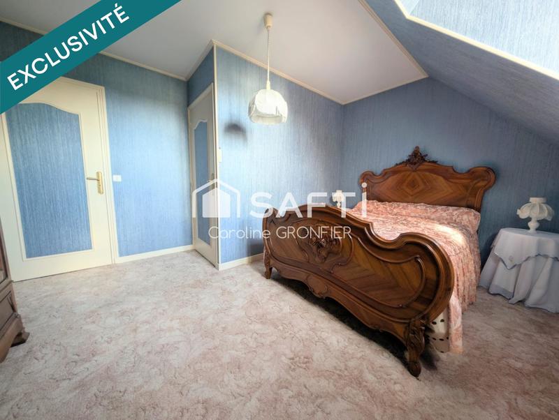 Maison - 210 m² - 10 pièces