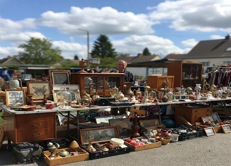 Marché aux puces + Marché des créateurs