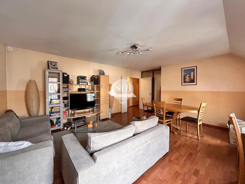 Appartement - 86 m² - 4 pièces