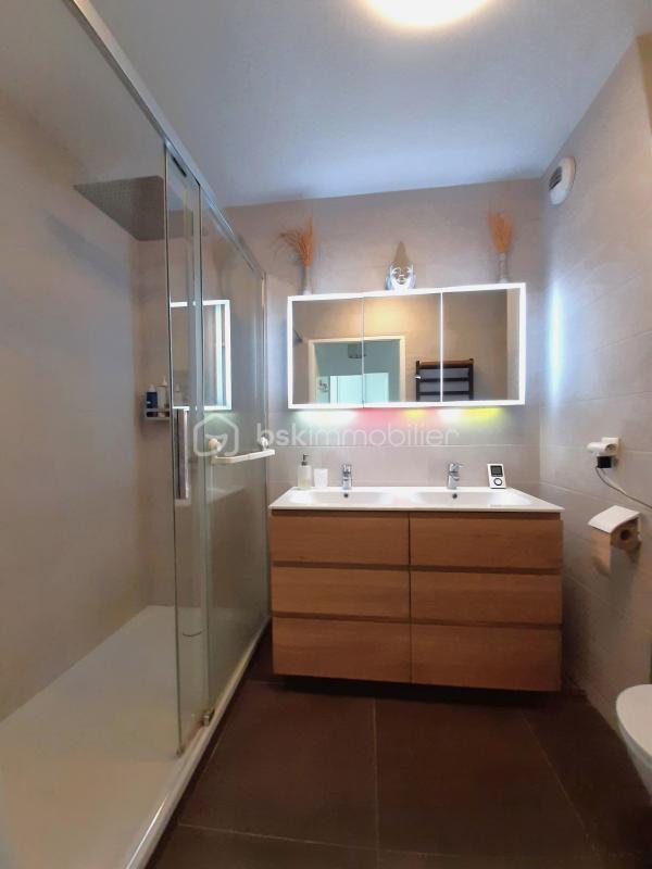 Maison traditionnelle - 73 m² - 4 pièces