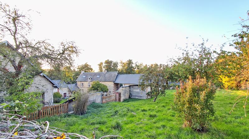 Maison - 162 m² - 9 pièces