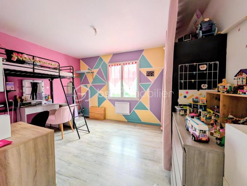 Maison traditionnelle - 141 m² - 4 pièces