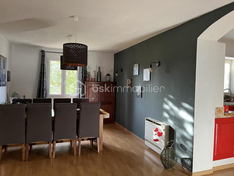 Maison - 187 m² - 5 pièces