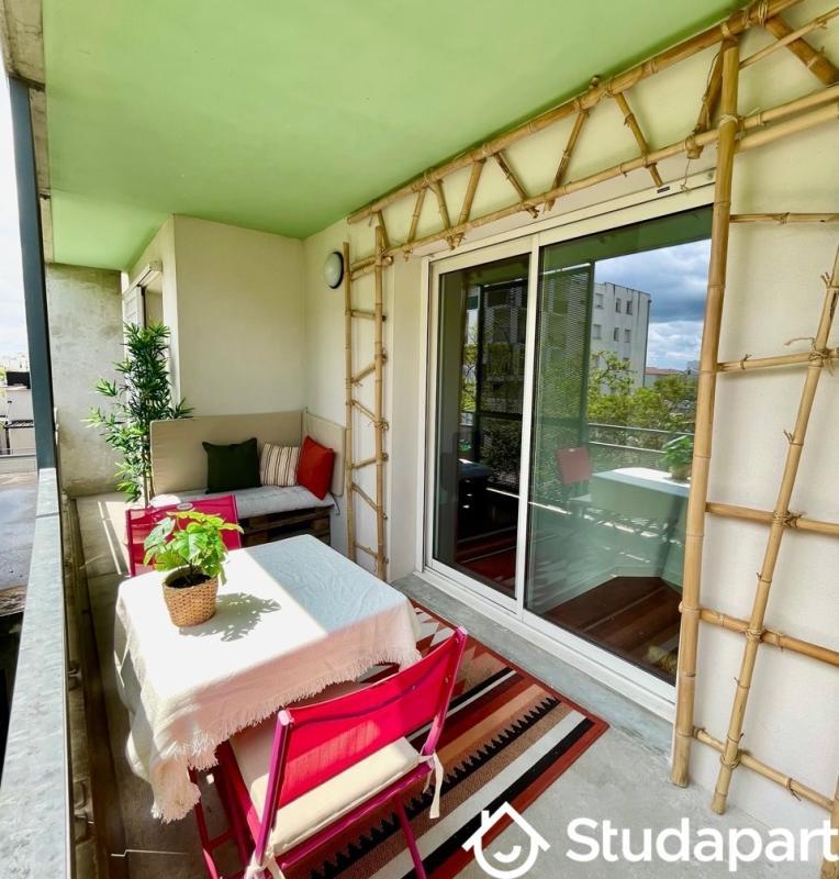 Chambre - 12 m² - 1 pièce