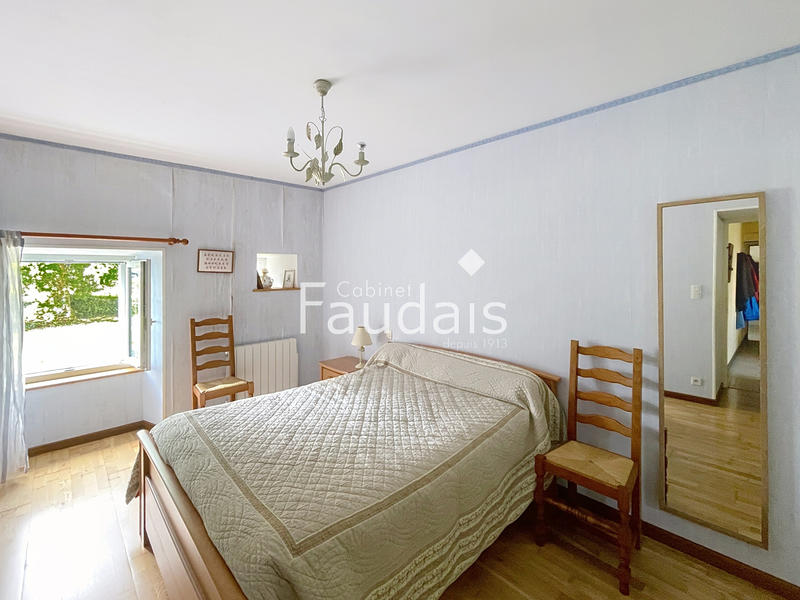 Maison - 128 m² - 8 pièces