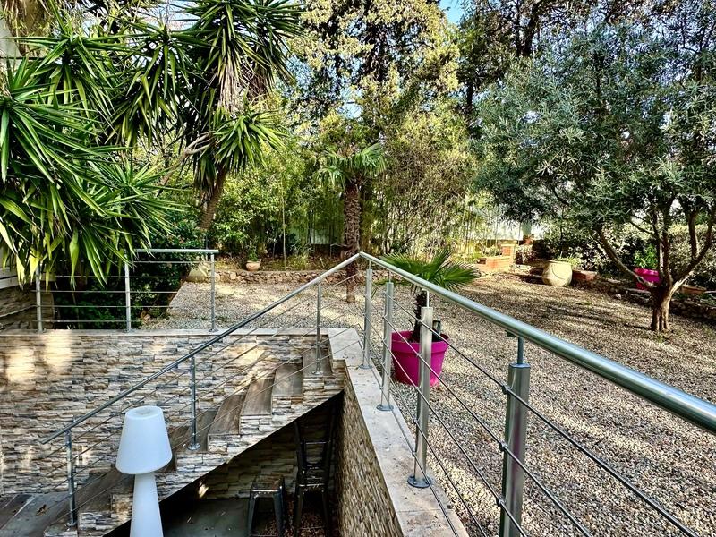 Appartement - 180 m² - 5 pièces