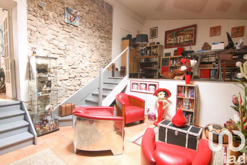 Maison - 195 m² - 7 pièces