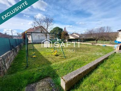 Appartement - 99 m² - 5 pièces