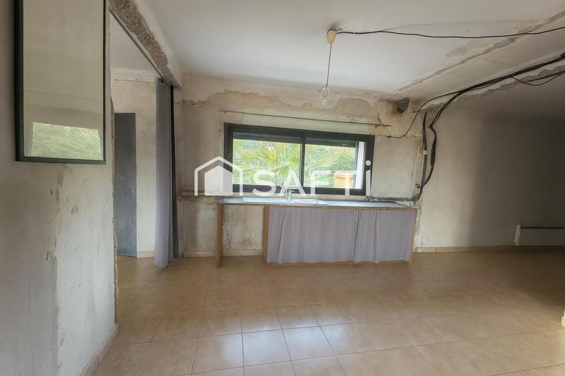 Maison - 345 m² - 9 pièces