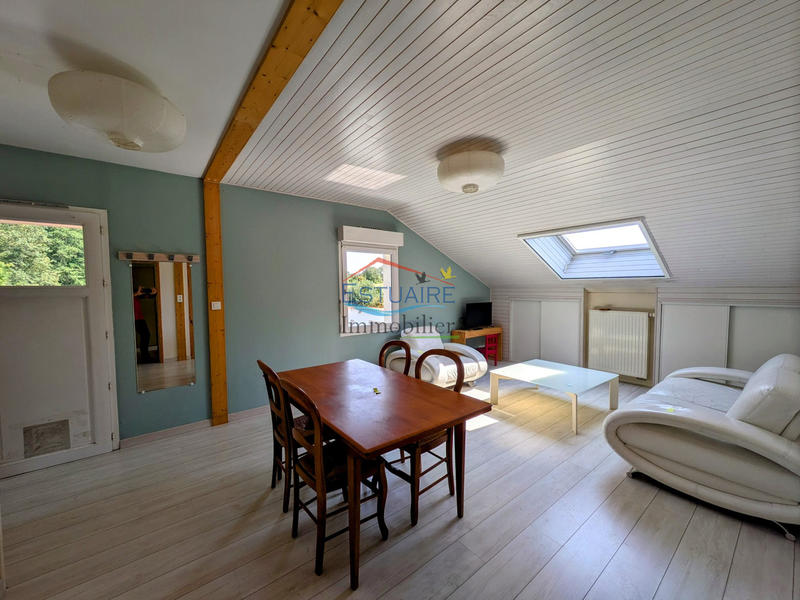 Maison traditionnelle - 178 m² - 8 pièces