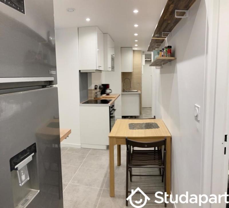 Chambre - 11 m² - 1 pièce