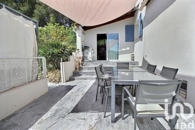 Maison - 205 m² - 9 pièces