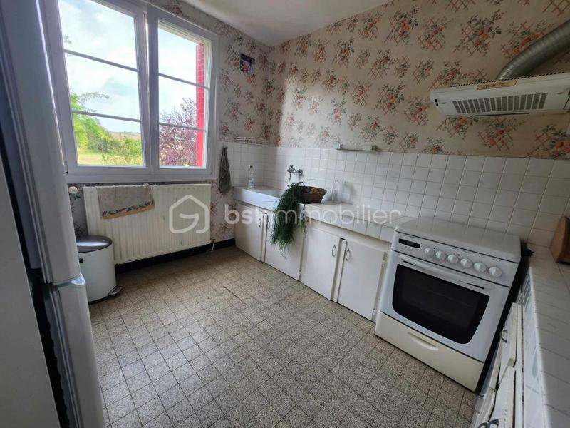 Maison traditionnelle - 137 m² - 8 pièces