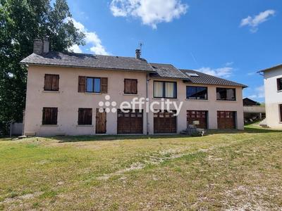 Maison - 350 m² - 15 pièces