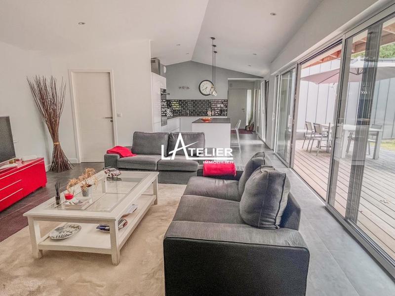 Maison - 115 m² - 4 pièces