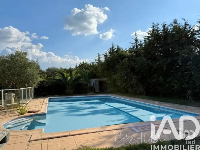 Maison - 180 m² - 10 pièces