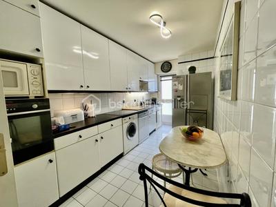 Appartement - 111 m² - 4 pièces