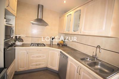 Appartement - 76 m² - 3 pièces