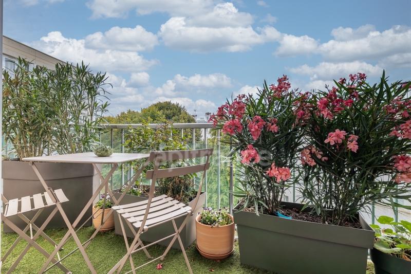 Appartement - 100 m² - 6 pièces