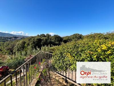 Maison - 143 m² - 3 pièces